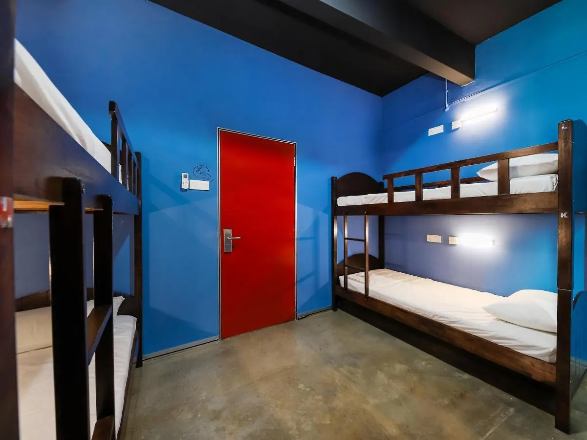 Spot On 89956 The Blue Malacca Hotell